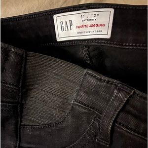 Gap Maternity Jeggings
